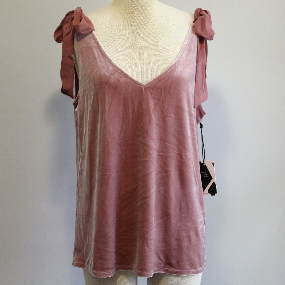 Gibson X Glam Tara Bow Velvet Top Blush Pink